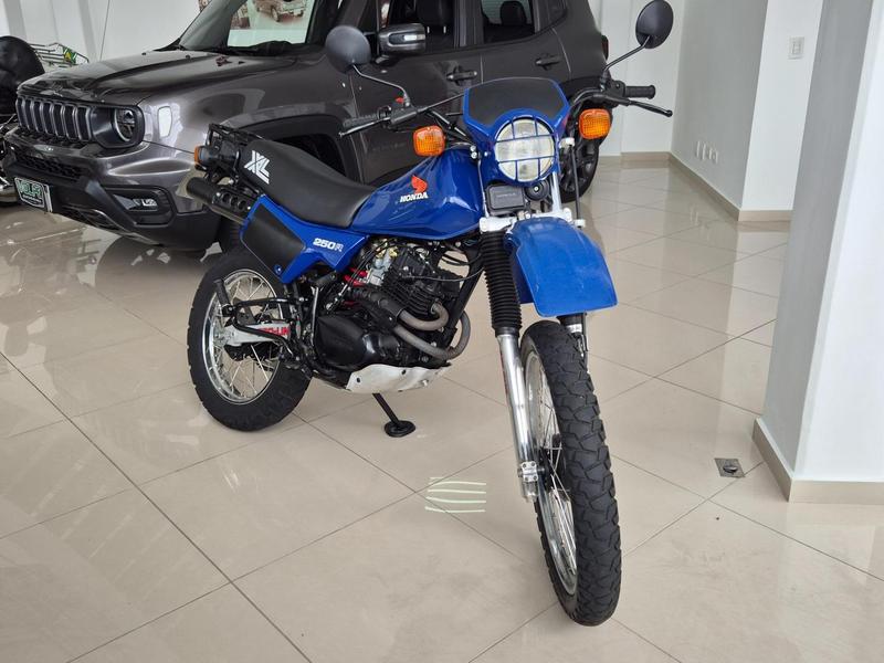 ホンダ　XL250 Honda XL-250 Motosport: a trail original | Blog Honda Motos