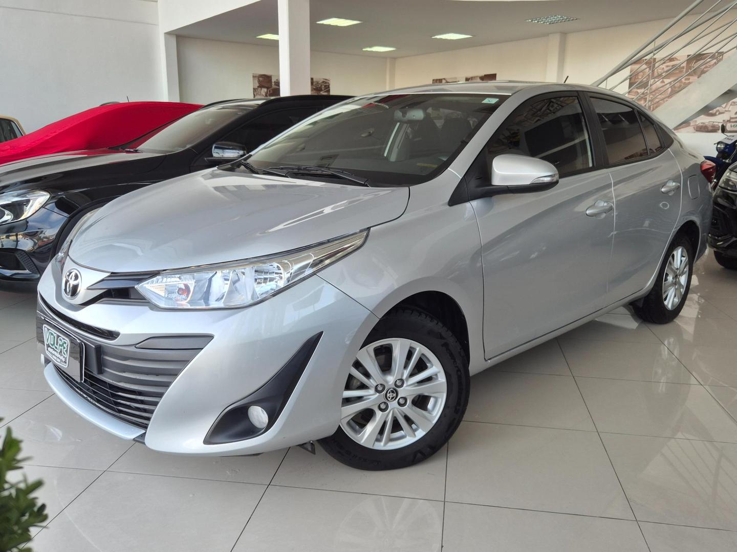TOYOTA YARIS SEDAN XL AT
