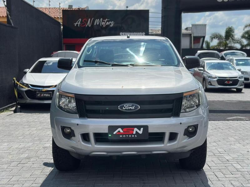 Ford Ranger Xls Cs2 2.5 - foto 2