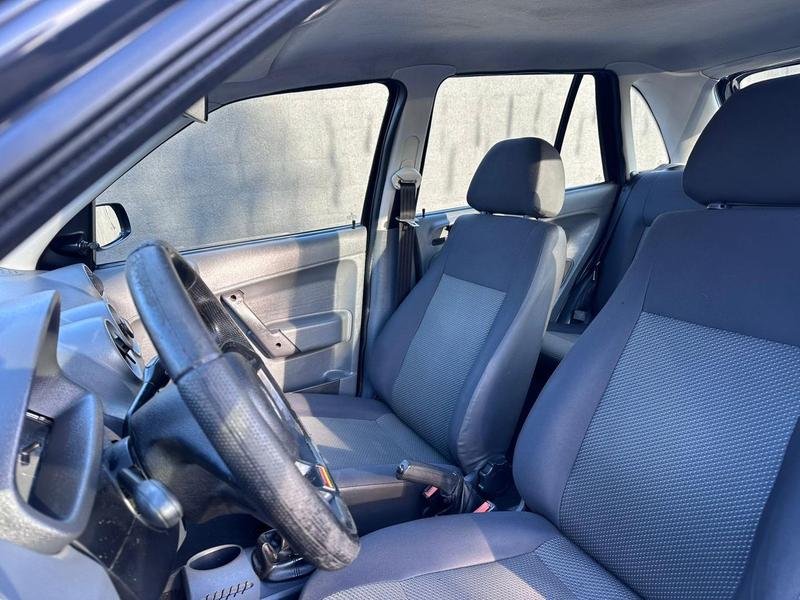 Volkswagen Gol City (trend) 1.0 Mi Total Flex 8V 2P - foto 4