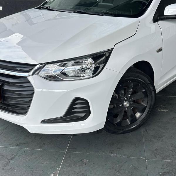 Chevrolet Onix 1.0 LT - foto 6