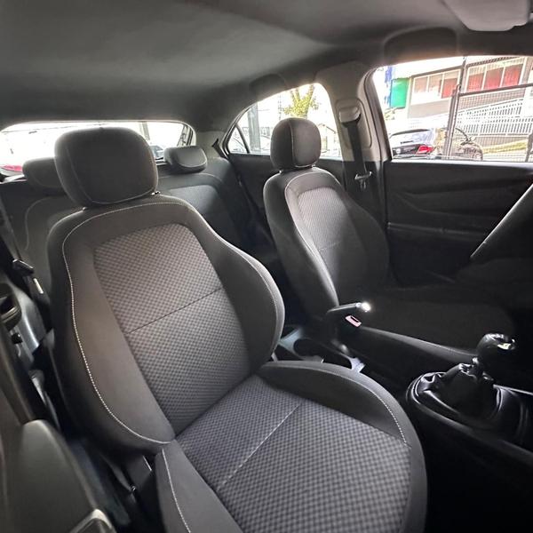 Chevrolet Onix Hatch Joy 1.0 8V Flex 5P Mec - foto 18