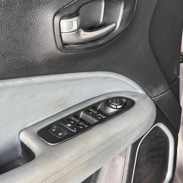 Jeep Compass 2.0 16V Flex Sport Automático - foto 13