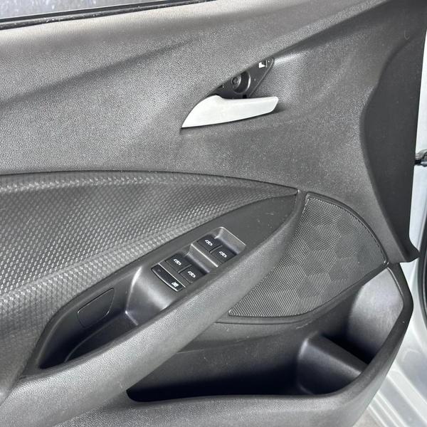 Chevrolet Onix 1.0 Plus Turbo At Sedan - foto 12