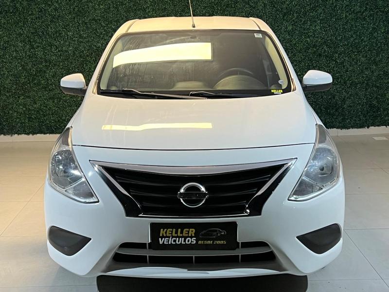 Nissan Versa 1.0 S - foto 2