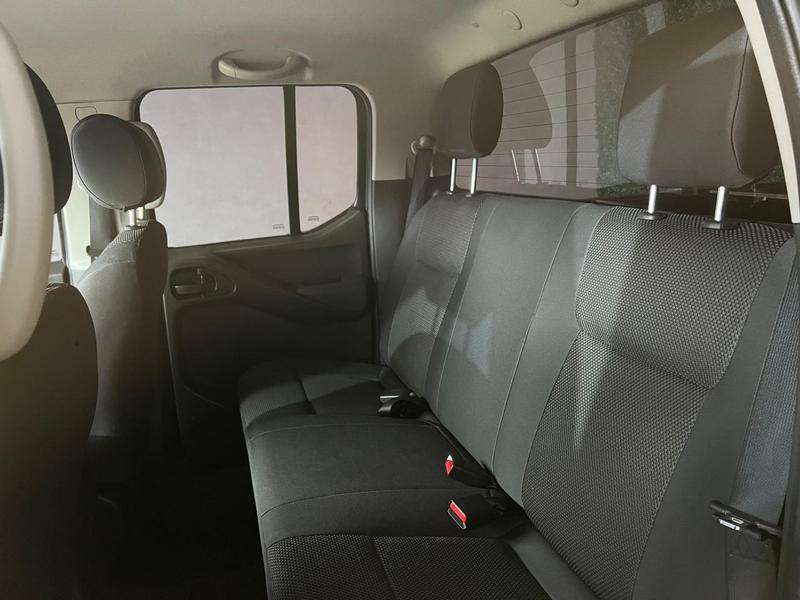 Nissan Frontier Xe 2.5 X2 - foto 12