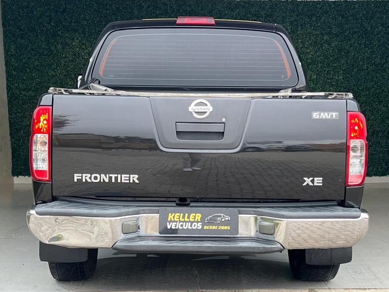 Nissan Frontier Xe 2.5 X2 - foto 5