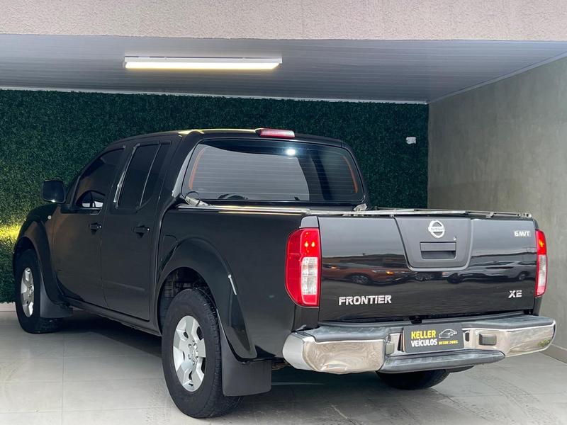 Nissan Frontier Xe 2.5 X2 - foto 6