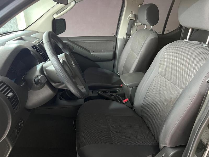 Nissan Frontier Xe 2.5 X2 - foto 8