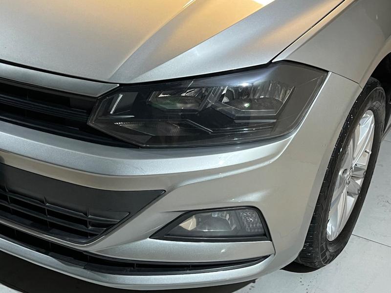 Volkswagen Polo 1.6 - foto 20