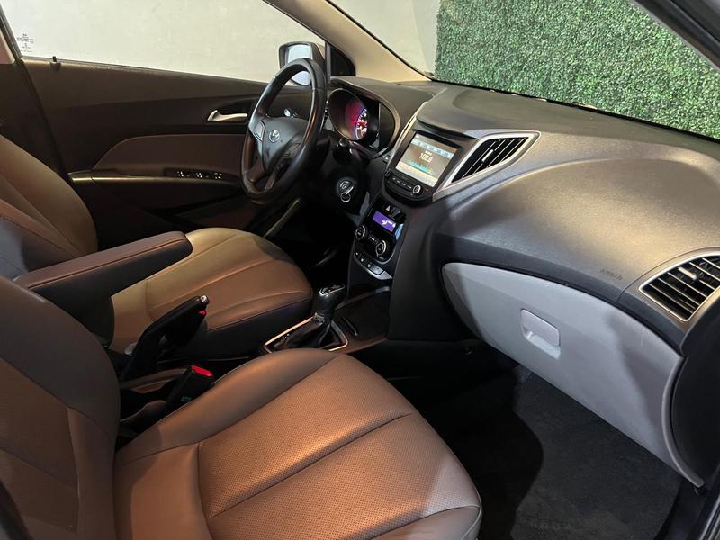 Hyundai HB20S C.style C.plus1.6 Flex 16V Aut. 4P - foto 7