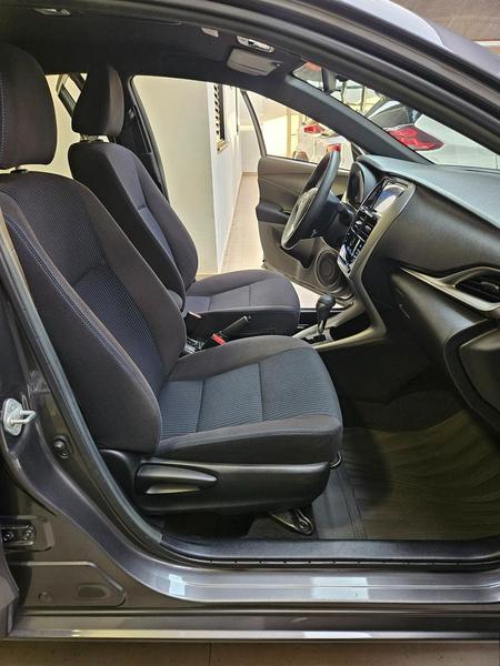 Toyota Yaris Ha Pls 15cnt - foto 6