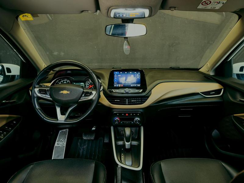 Chevrolet Onix Plus 10tat - foto 4