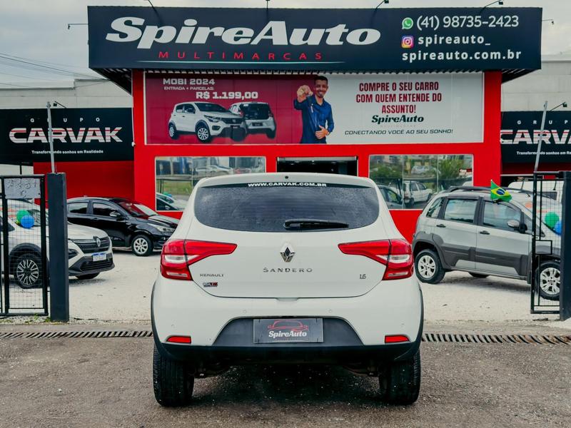 Renault Sandero Int 1.6 CVT - foto 9
