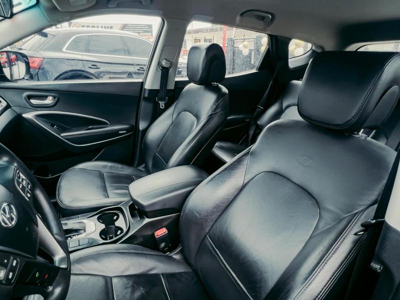 Hyundai Santa Fe V6 - foto 9