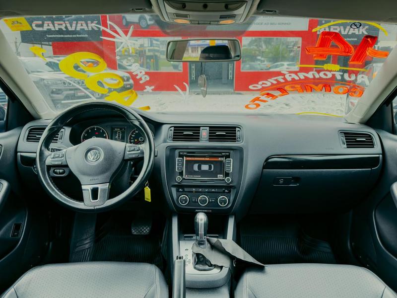 Volkswagen Jetta 2.0 - foto 5