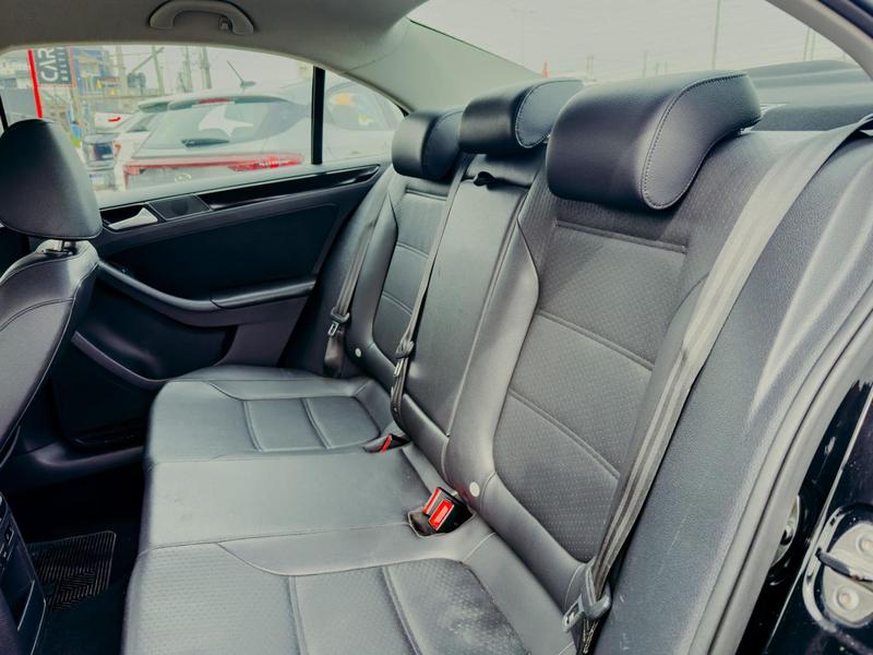 Volkswagen Jetta 2.0 - foto 7