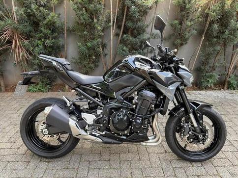 KAWASAKI KAWASAKZ900 