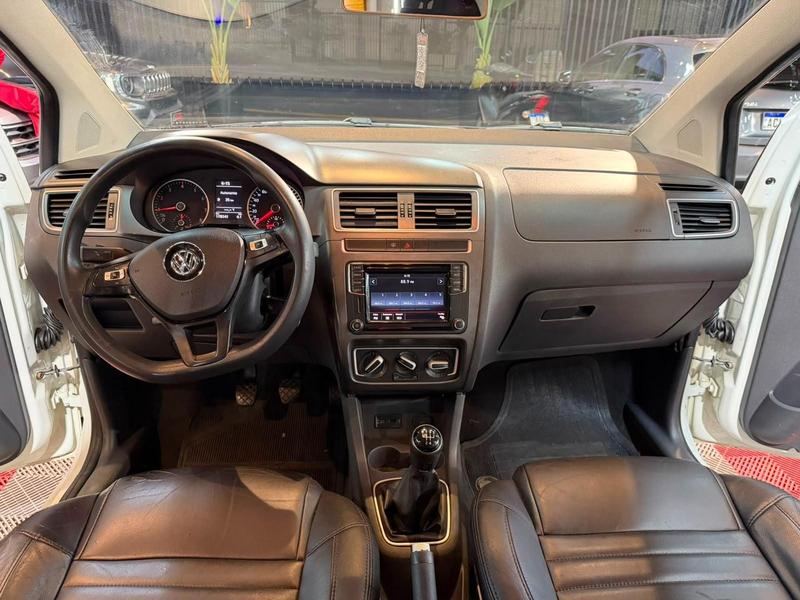 Volkswagen Fox Connect 1.6 Flex 8V 5P - foto 11