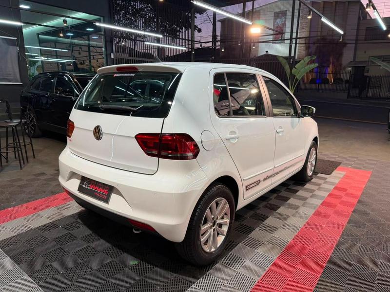 Volkswagen Fox Connect 1.6 Flex 8V 5P - foto 3