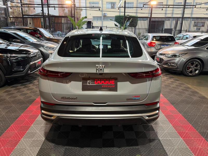 Fiat Fastback Audace Hyb - foto 6