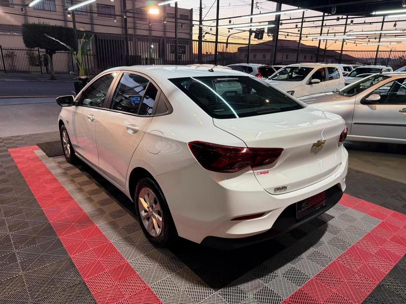 Chevrolet Onix Plus 10mt - foto 3
