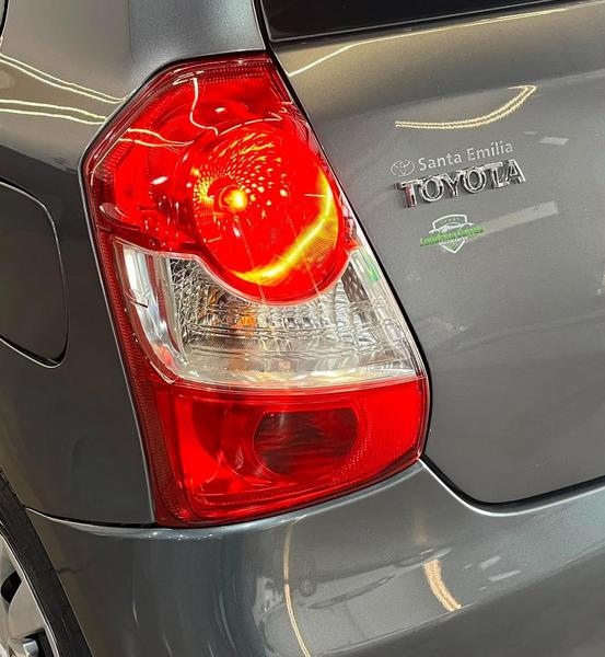 Toyota Etios Hb X - foto 7