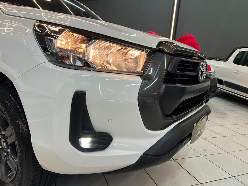 Toyota Hilux Cd Srx 4X4 2.8 TDI 16V Diesel Aut. - foto 9