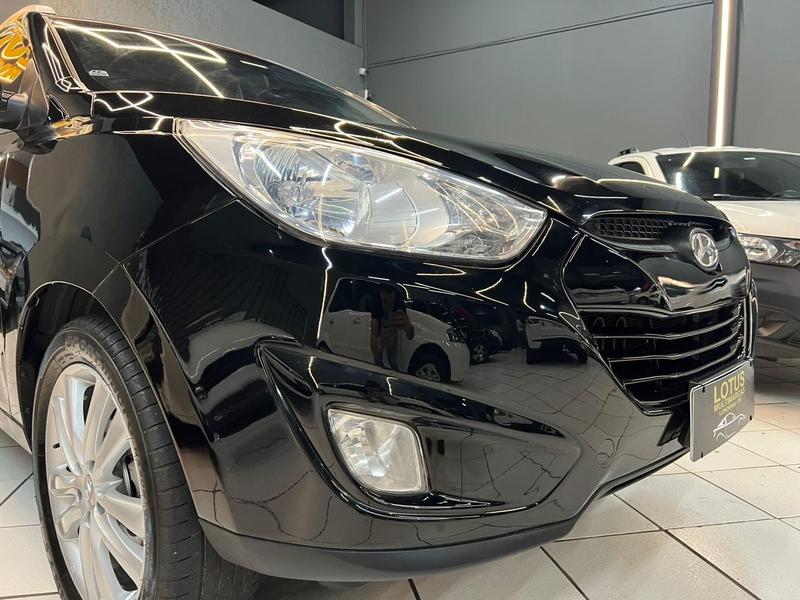 Hyundai ix35 2.0 - foto 4