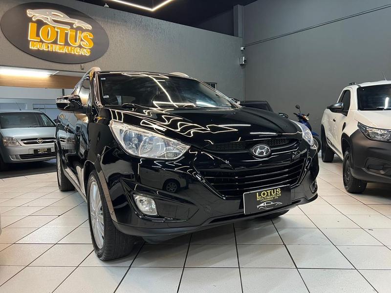 Hyundai ix35 2.0 - foto 5