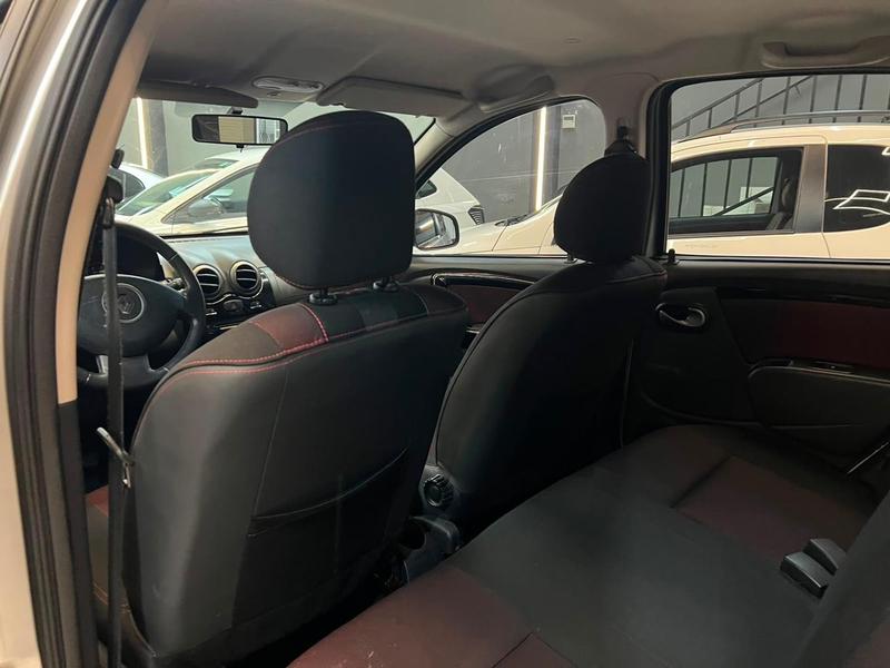 Renault Sandero Stepway - foto 14
