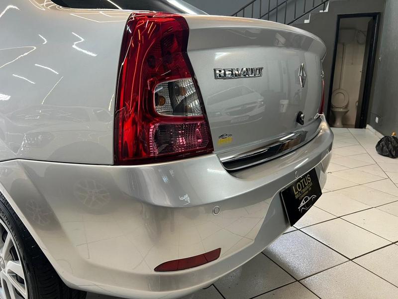 Renault Logan Exp 1.6 - foto 11