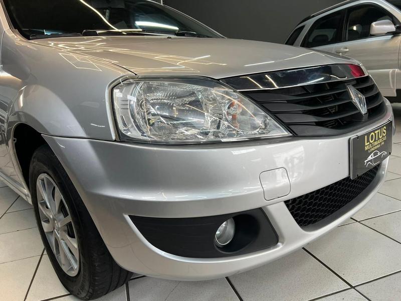 Renault Logan Exp 1.6 - foto 12