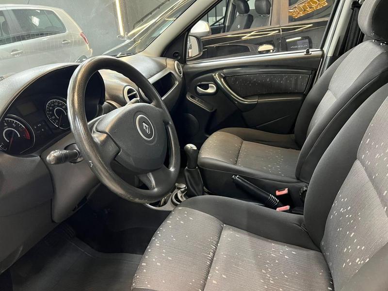 Renault Logan Exp 1.6 - foto 8