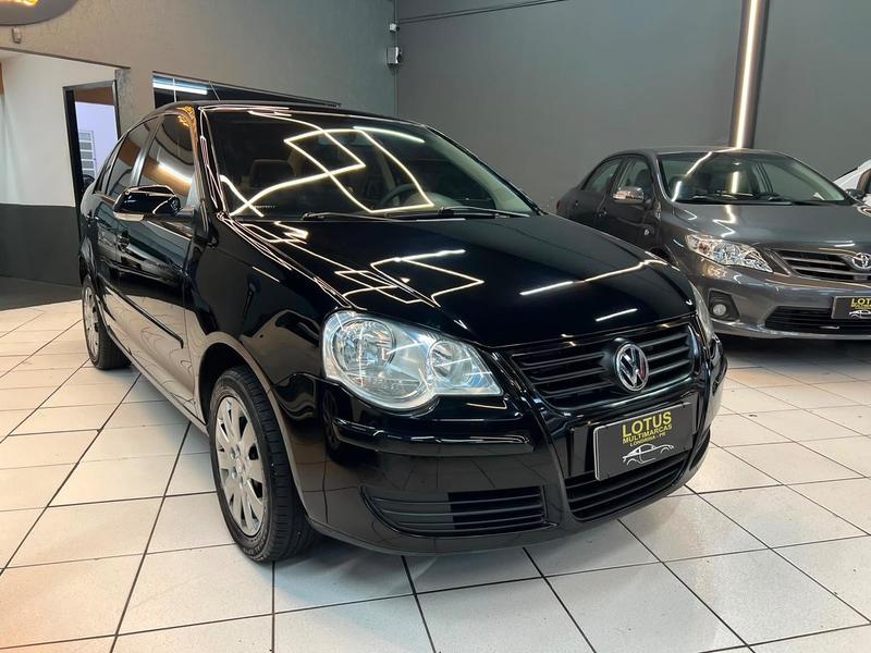 Volkswagen Polo Sedan 1.6 - foto 2