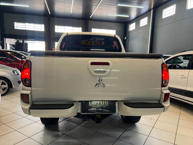 Mitsubishi L200 Triton 3.2 D - foto 6