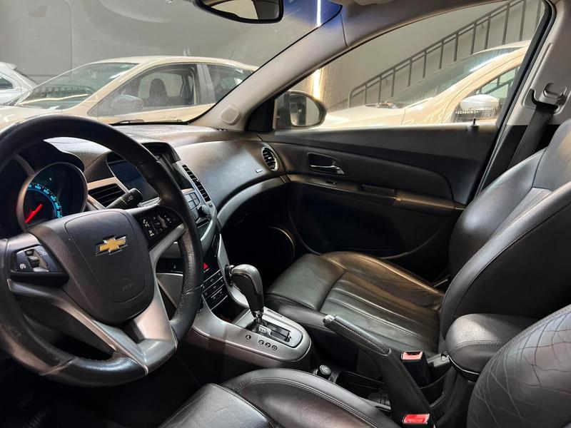 Chevrolet Cruze LT 1.8 16V Flexpower 4P Aut. - foto 13