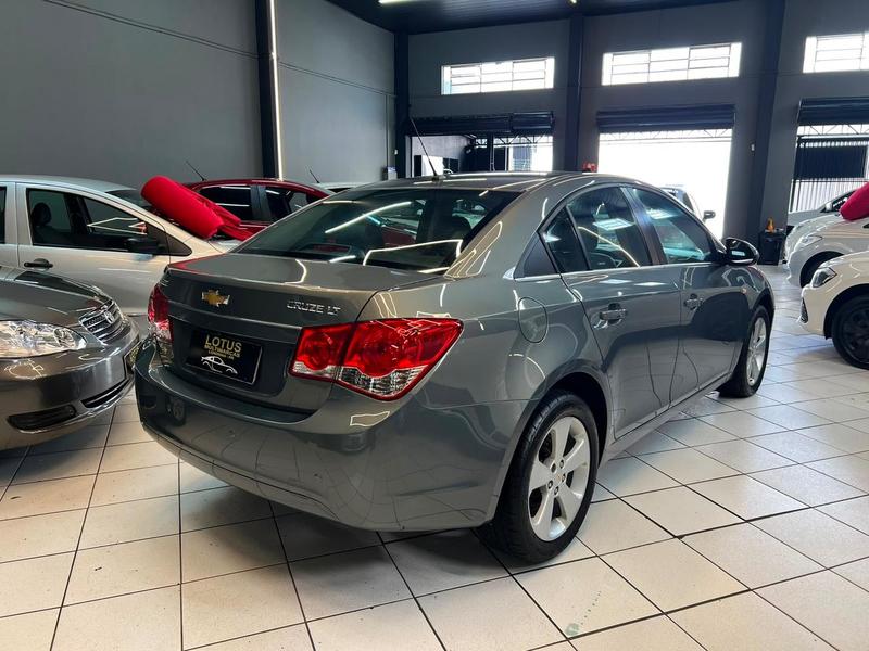 Chevrolet Cruze LT 1.8 16V Flexpower 4P Aut. - foto 5