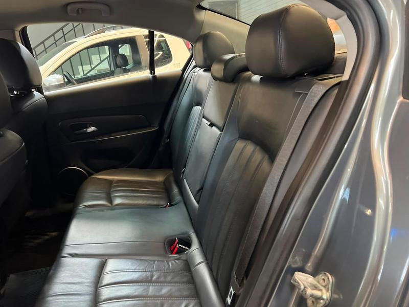 Chevrolet Cruze LT 1.8 16V Flexpower 4P Aut. - foto 9