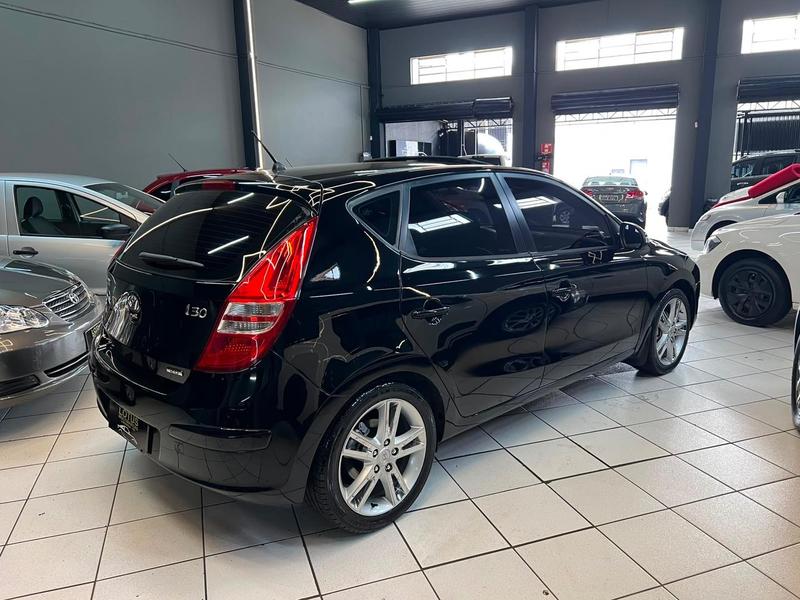 Hyundai i30 2.0 16V 145cv 5P Aut. - foto 9