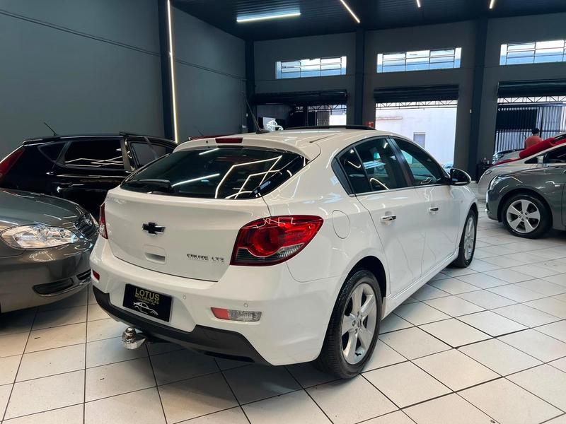 Chevrolet Cruze LTZ Hb - foto 4