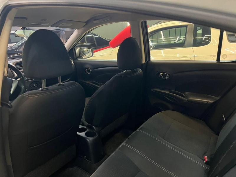 Nissan Versa 1.6 Sl - foto 11