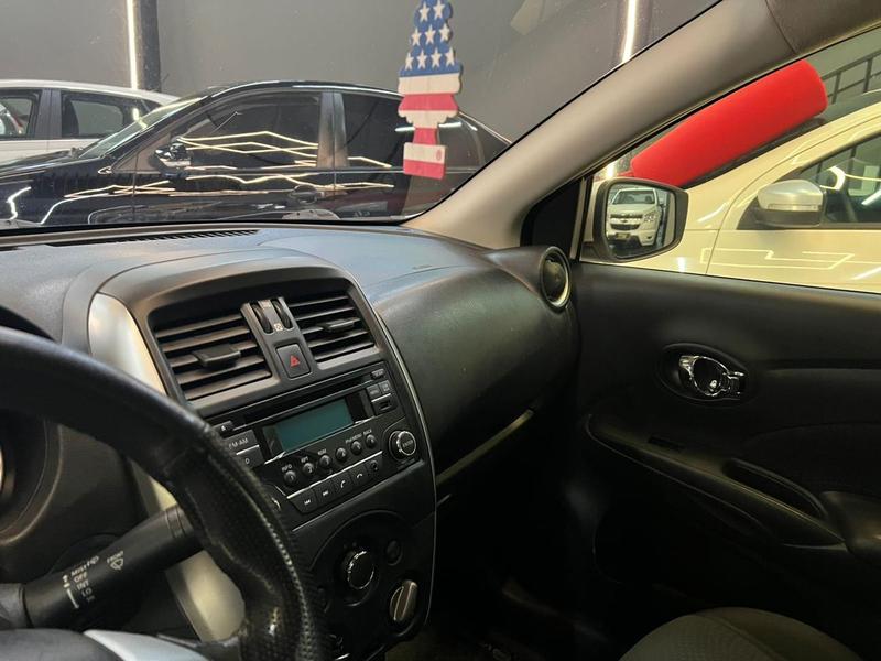 Nissan Versa 1.6 Sl - foto 9