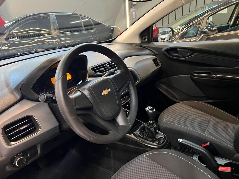 Chevrolet Onix Joy - foto 12