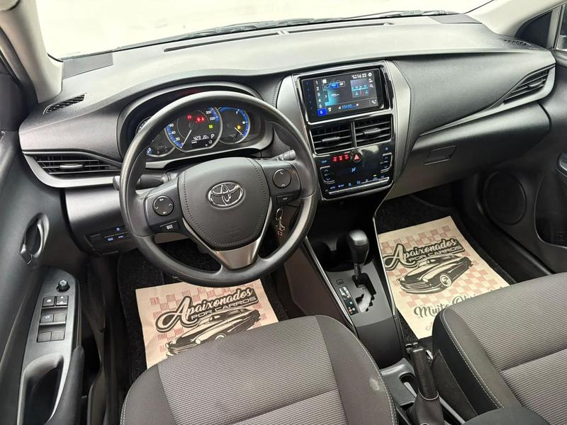 Toyota Yaris 1.5 16V Flex Sedan Xls - foto 2
