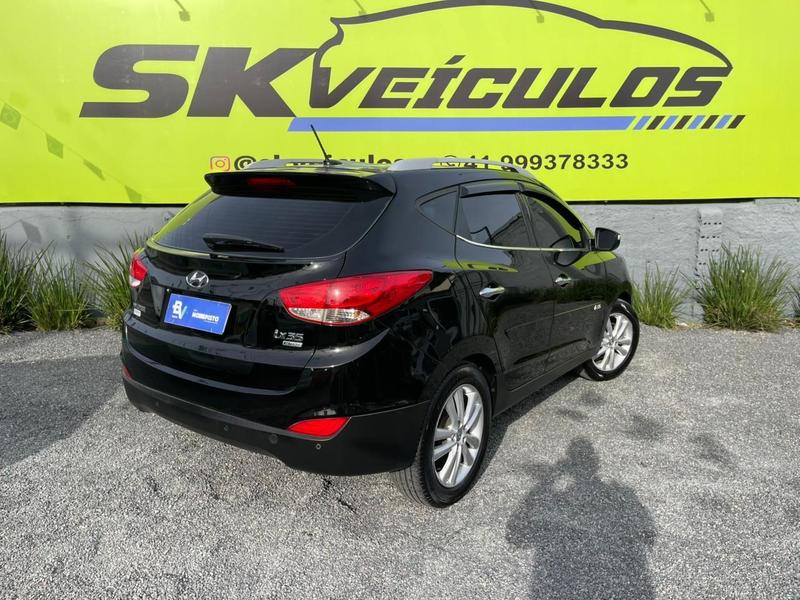 Hyundai ix35 2.0 - foto 10