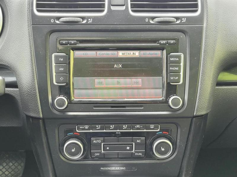 Volkswagen Jetta Variant - foto 10