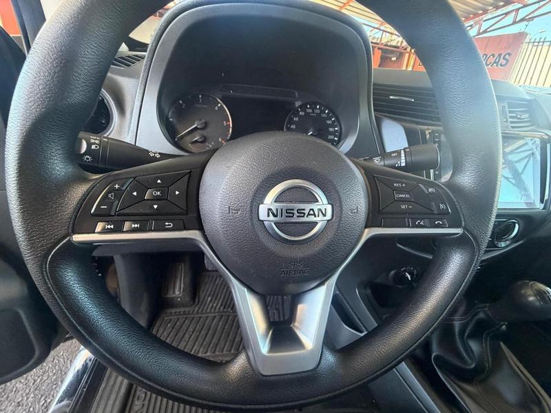 Nissan Frontier S - foto 12