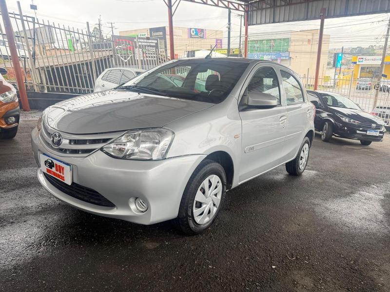 Toyota Etios Hb X 13l Mt - foto 9