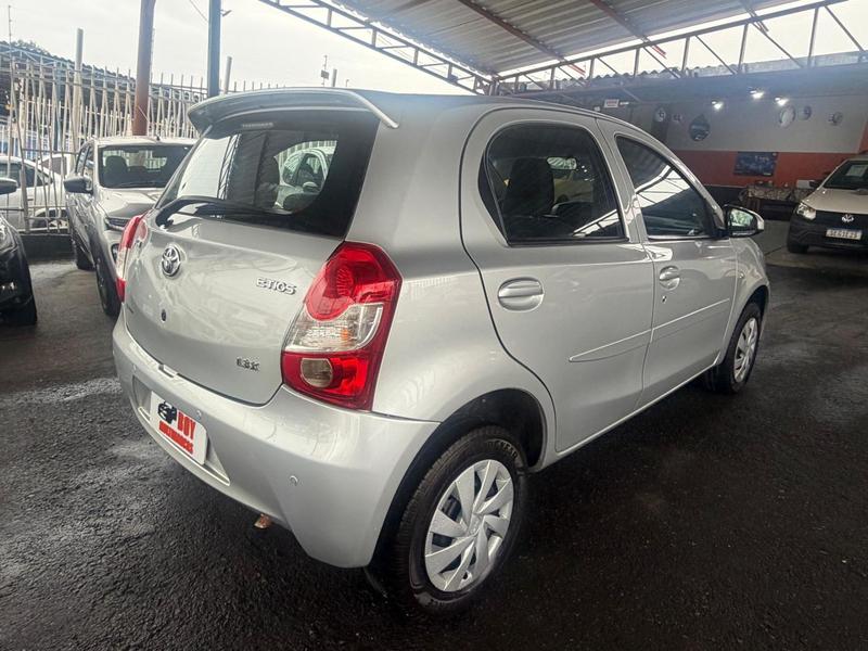 Toyota Etios Hb X 13l Mt - foto 16